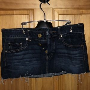 American Eagle mini skirt